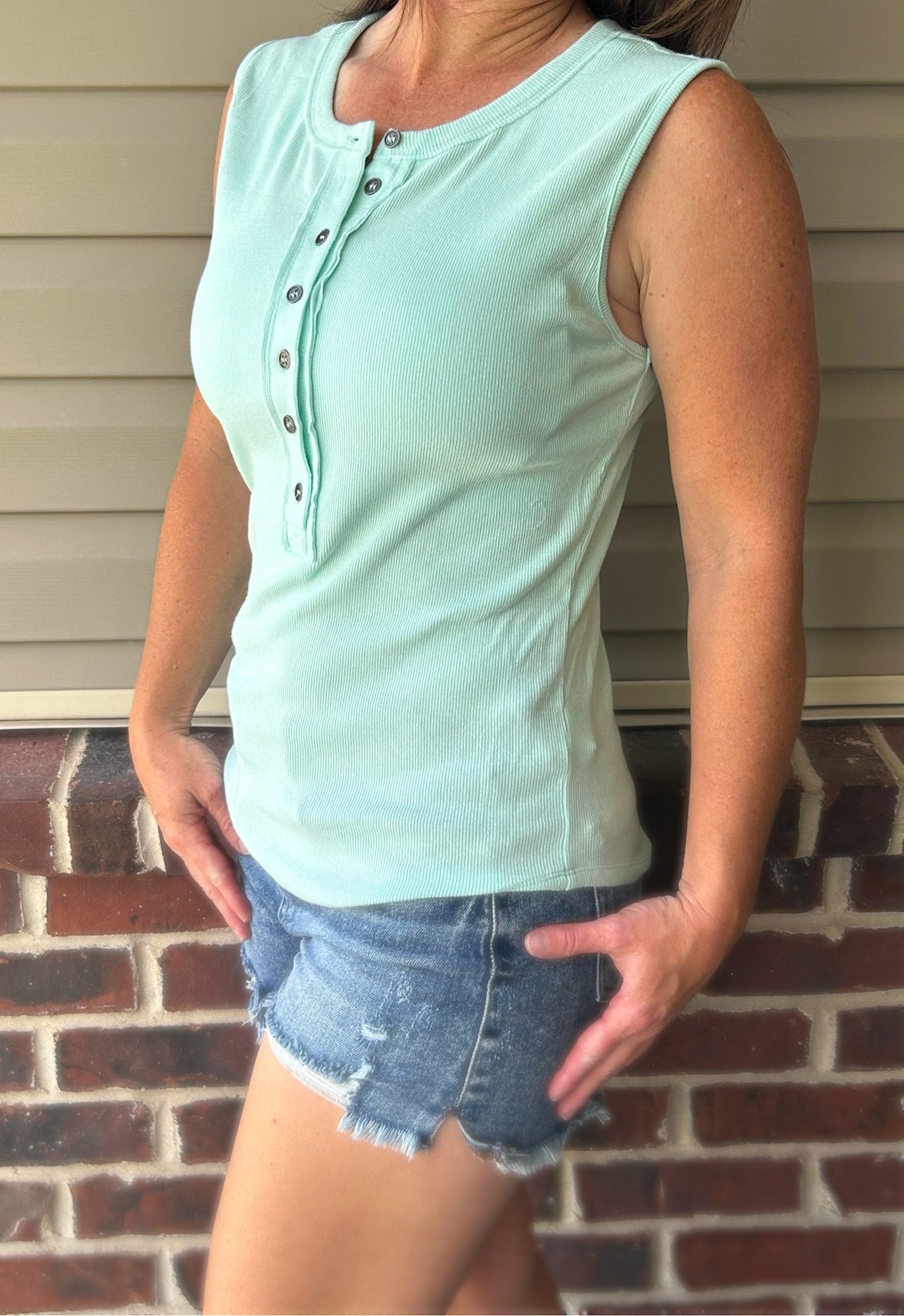 Poppy Tank